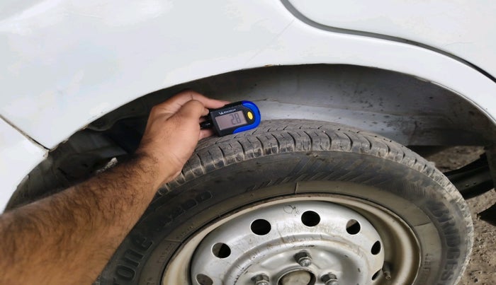 2017 Maruti Wagon R 1.0 LXI CNG, Petrol, Manual, 80,890 km, tyre