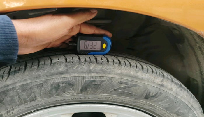 2011 Nissan Micra XV PETROL, Petrol, Manual, 48,998 km, tyre