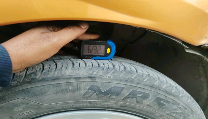 2011 Nissan Micra XV PETROL, Petrol, Manual, 48,998 km, tyre