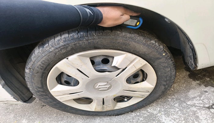 2011 Maruti Wagon R 1.0 VXI, Petrol, Manual, 55,328 km, tyre