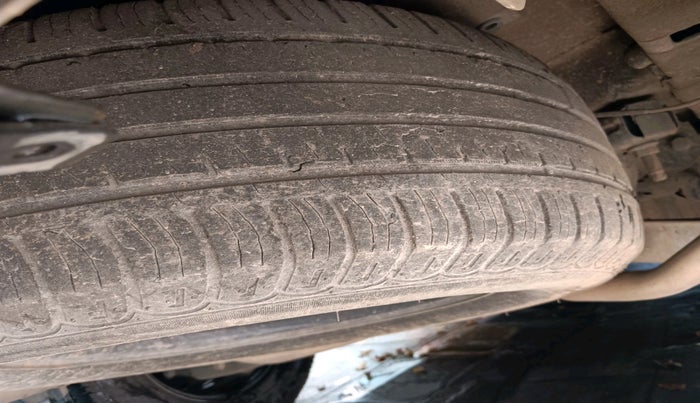 2017 Mahindra XUV500 W6, Diesel, Manual, 95,783 km, tyre