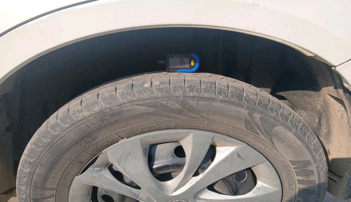 2017 Maruti Swift Dzire VDI, Diesel, Manual, 1,08,950 km, tyre