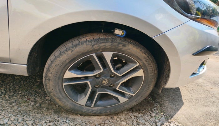 2018 Tata TIGOR XZ PETROL, Petrol, Manual, 84,255 km, tyre