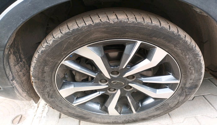 2021 Mahindra XUV300 W8 (O) 1.5 DIESEL, Diesel, Manual, 71,506 km, tyre