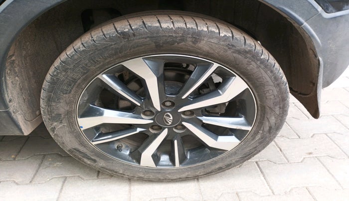 2021 Mahindra XUV300 W8 (O) 1.5 DIESEL, Diesel, Manual, 71,506 km, tyre