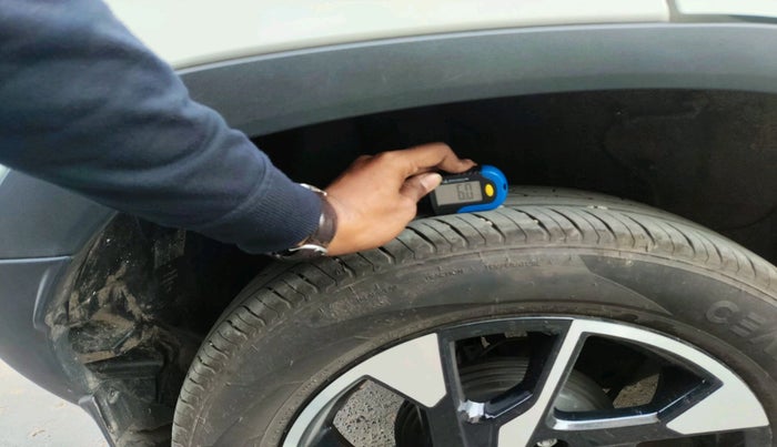 2024 Tata PUNCH Adventure Plus (S), Petrol, Manual, 4,865 km, tyre