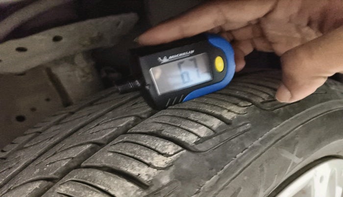 2014 Honda Brio S MT, Petrol, Manual, 67,100 km, tyre