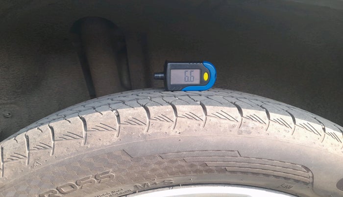 2024 Maruti Grand Vitara SIGMA SMART HYBRID, Petrol, Manual, 7,558 km, tyre