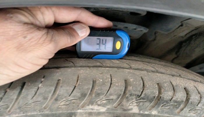 2016 Hyundai Creta SX 1.6 DIESEL, Diesel, Manual, 1,36,023 km, tyre