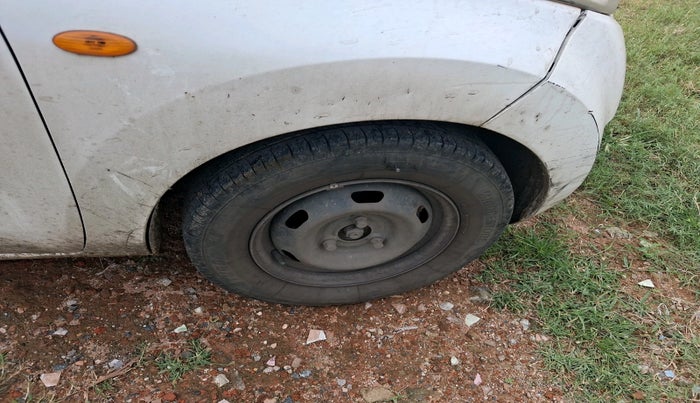 2016 Datsun Redi Go T (O), Petrol, Manual, 1,15,381 km, tyre