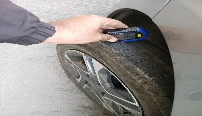 2018 Tata TIGOR XZ (O) PETROL, Petrol, Manual, 54,982 km, tyre