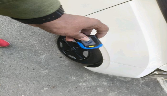 2023 MG COMET PACE, Electric, Automatic, 21,613 km, tyre