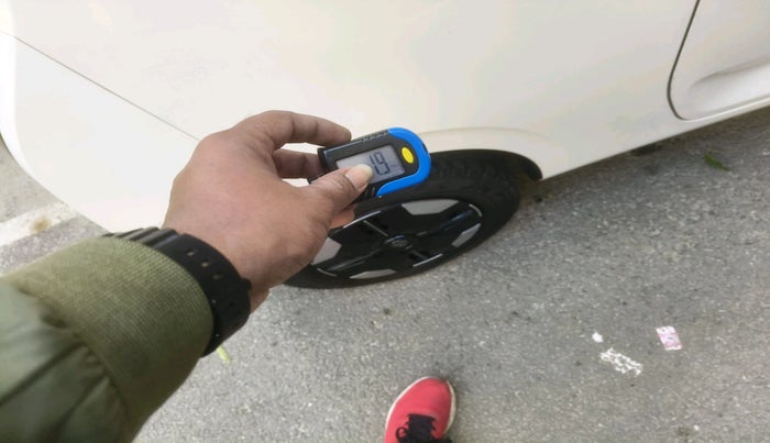 2023 MG COMET PACE, Electric, Automatic, 21,613 km, tyre