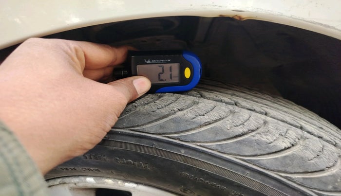 2013 Hyundai i20 SPORTZ 1.2, Petrol, Manual, 44,775 km, tyre