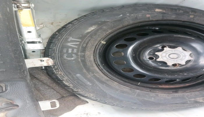 2014 Hyundai Grand i10 ASTA AT 1.2 KAPPA VTVT, Petrol, Automatic, 71,088 km, tyre