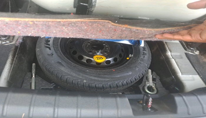 2022 Tata TIGOR XZ PLUS CNG, Petrol, Manual, 15,852 km, tyre