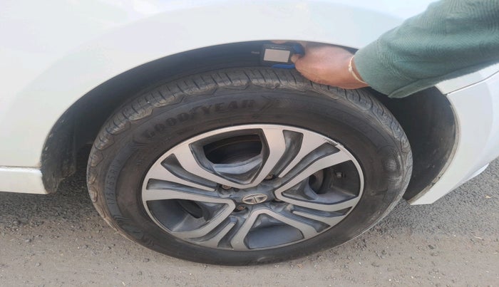 2022 Tata TIGOR XZ PLUS CNG, Petrol, Manual, 15,852 km, tyre