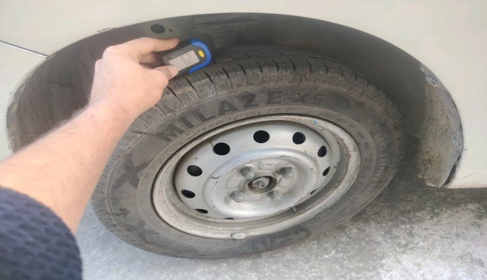 2017 Maruti Wagon R 1.0 LXI CNG, Petrol, Manual, 1,15,284 km, tyre