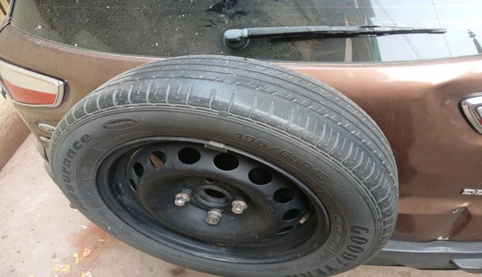 2016 Ford Ecosport TITANIUM 1.5L DIESEL, Diesel, Manual, 82,709 km, tyre