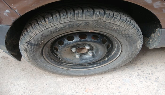 2016 Ford Ecosport TITANIUM 1.5L DIESEL, Diesel, Manual, 82,709 km, tyre