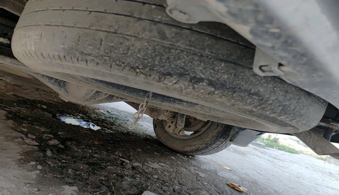 2021 Toyota Innova Crysta 2.4 GX 7 STR, Diesel, Manual, 74,432 km, tyre