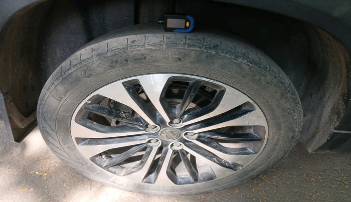 2021 MG HECTOR PLUS SHARP 1.5 PETROL TURBO HYBRID MT 6-STR, Petrol, Manual, 64,007 km, tyre