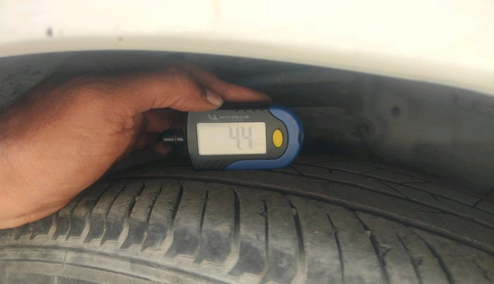 2016 Hyundai Elite i20 MAGNA 1.4 CRDI, Diesel, Manual, 76,659 km, tyre