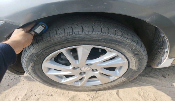 2014 Maruti Swift ZDI, Diesel, Manual, 1,83,857 km, tyre