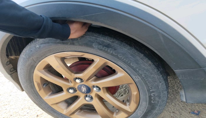 2019 Ford FREESTYLE TITANIUM 1.2 PETROL, Petrol, Manual, 83,766 km, tyre