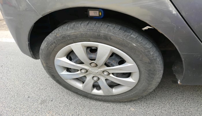 2013 Hyundai Eon MAGNA +, Petrol, Manual, 80,280 km, tyre