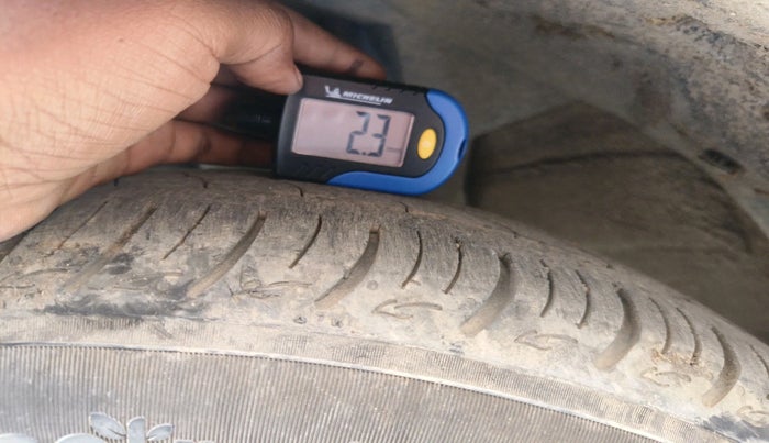 2021 Renault TRIBER RXZ, Petrol, Manual, 15,264 km, tyre