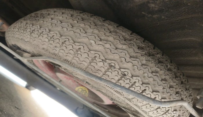 2021 Renault TRIBER RXZ, Petrol, Manual, 15,264 km, tyre