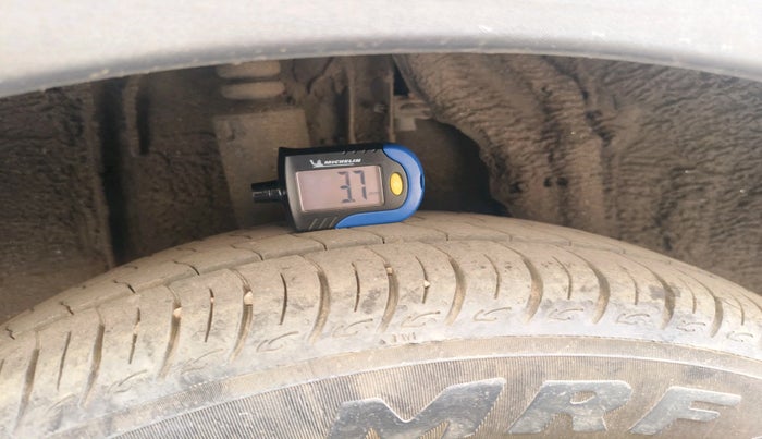 2021 Renault TRIBER RXZ, Petrol, Manual, 15,264 km, tyre