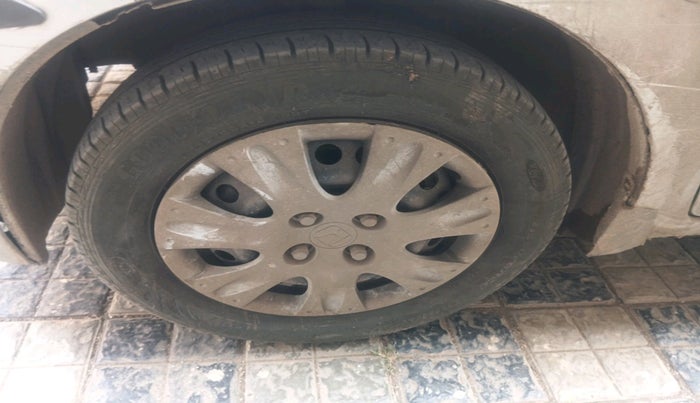 2014 Honda Amaze 1.2L I-VTEC E, Petrol, Manual, 95,387 km, tyre