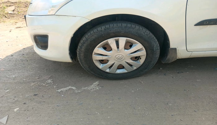 2014 Maruti Swift Dzire VXI, Petrol, Manual, 92,446 km, tyre
