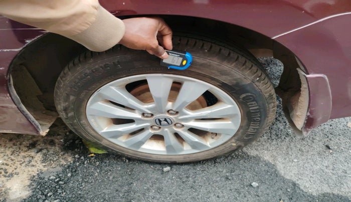 2013 Honda City 1.5L I-VTEC V MT, Petrol, Manual, 1,01,092 km, tyre