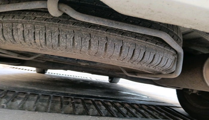 2021 Maruti Ertiga VXI CNG, Petrol, Manual, 84,475 km, tyre