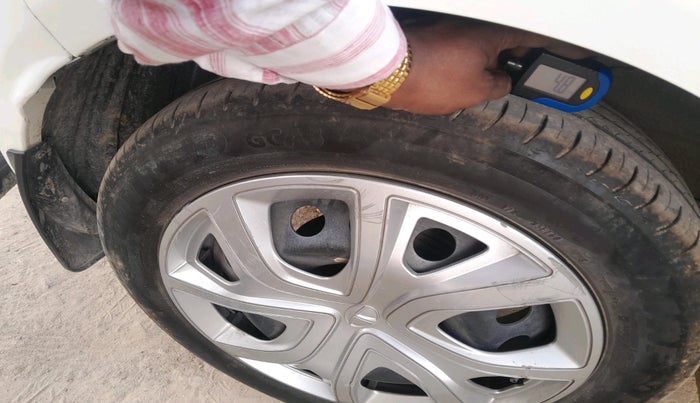 2023 Tata ALTROZ XM PLUS SUNROOF, Petrol, Manual, 38,599 km, tyre