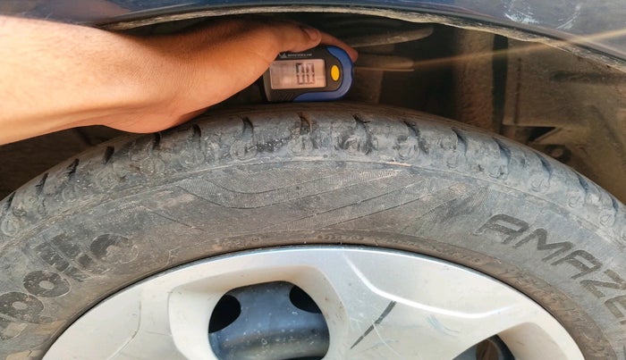 2022 Tata Tiago XT (O) PETROL, Petrol, Manual, 23,641 km, tyre