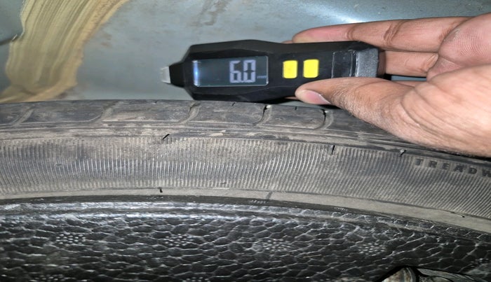 2014 Maruti Celerio VXI, Petrol, Manual, 53,320 km, tyre