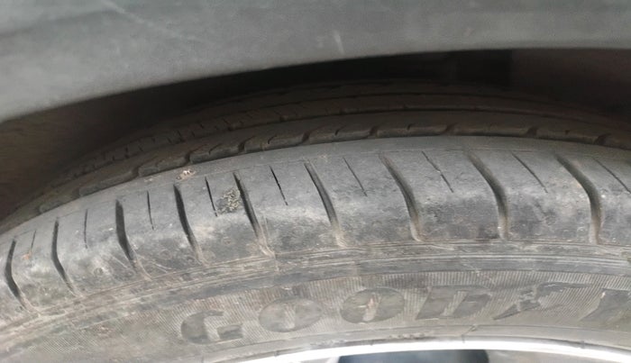 2017 Hyundai Creta SX PLUS AT 1.6 PETROL, Petrol, Automatic, 85,847 km, tyre