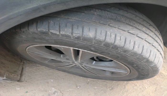 2017 Hyundai Creta SX PLUS AT 1.6 PETROL, Petrol, Automatic, 85,847 km, tyre