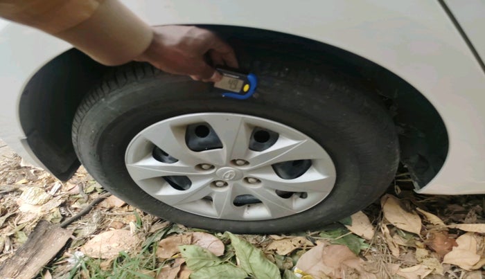 2017 Hyundai Elite i20 MAGNA EXECUTIVE 1.2, Petrol, Manual, 13,430 km, tyre