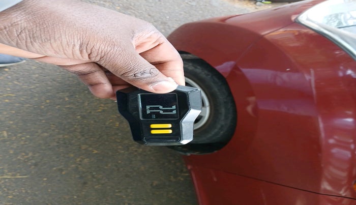 2012 Hyundai Eon MAGNA + LPG, Petrol, Manual, 64,495 km, tyre