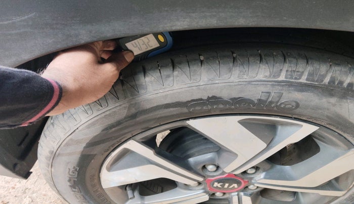 2020 KIA SONET GTX PLUS 1.5, Diesel, Manual, 1,33,529 km, tyre