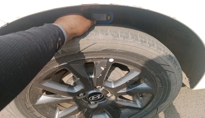 2018 Hyundai Elite i20 ASTA 1.2, Petrol, Manual, 1,48,100 km, tyre