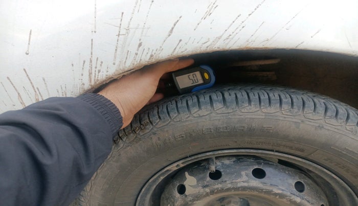 2017 Maruti Alto 800 LXI, Petrol, Manual, 83,939 km, tyre