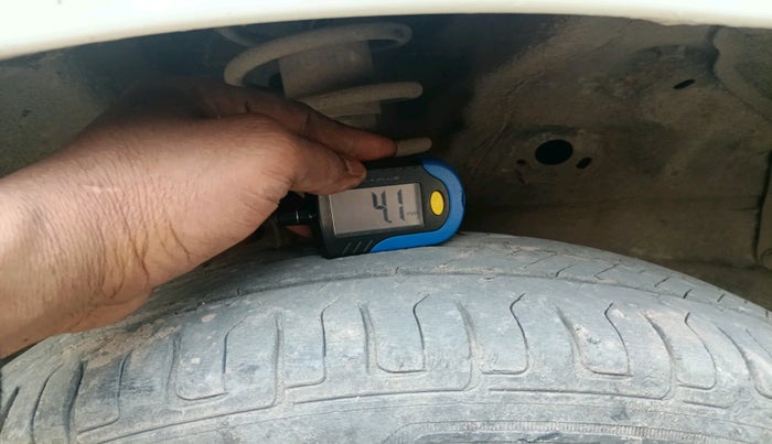 2010 Maruti Wagon R 1.0 VXI, Petrol, Manual, 77,697 km, tyre