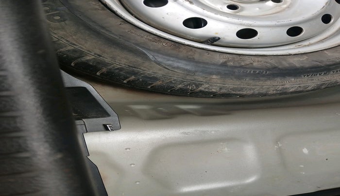 2018 Maruti Swift ZXI PLUS AMT, Petrol, Automatic, 68,653 km, tyre