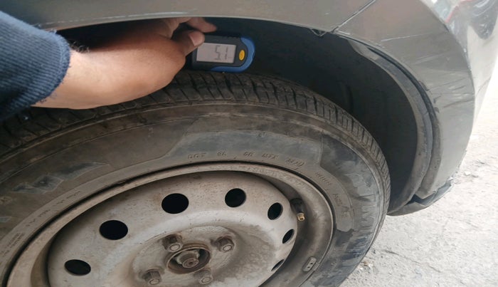 2018 Maruti Swift ZXI PLUS AMT, Petrol, Automatic, 68,653 km, tyre